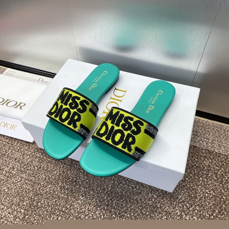 ch**an D*or slippers
